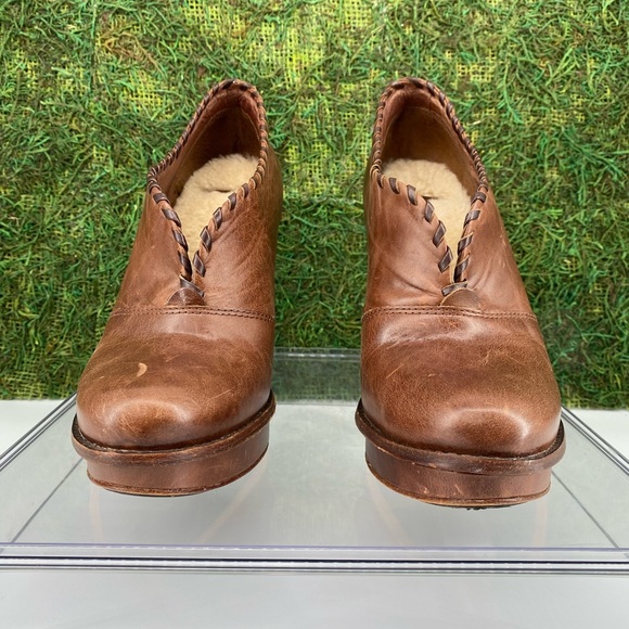 UGG Jamison Brown Leather - Picture 13 of 13